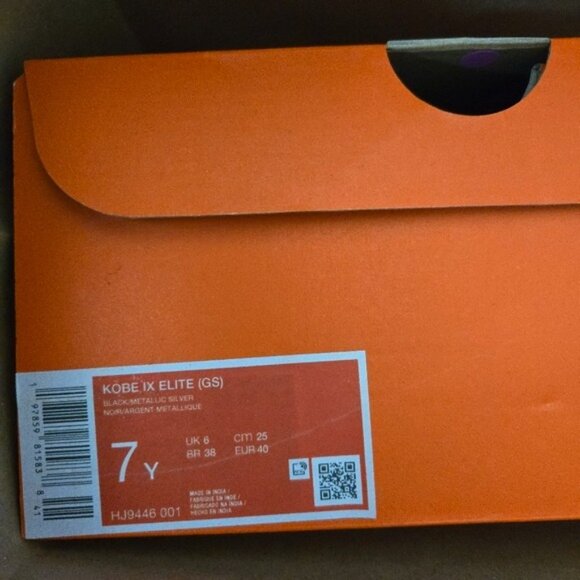 Nike Kobe IX Elite Youth 7Y Black And Metallic Basketball Silver Baseball Shoes - Picture 11 of 11